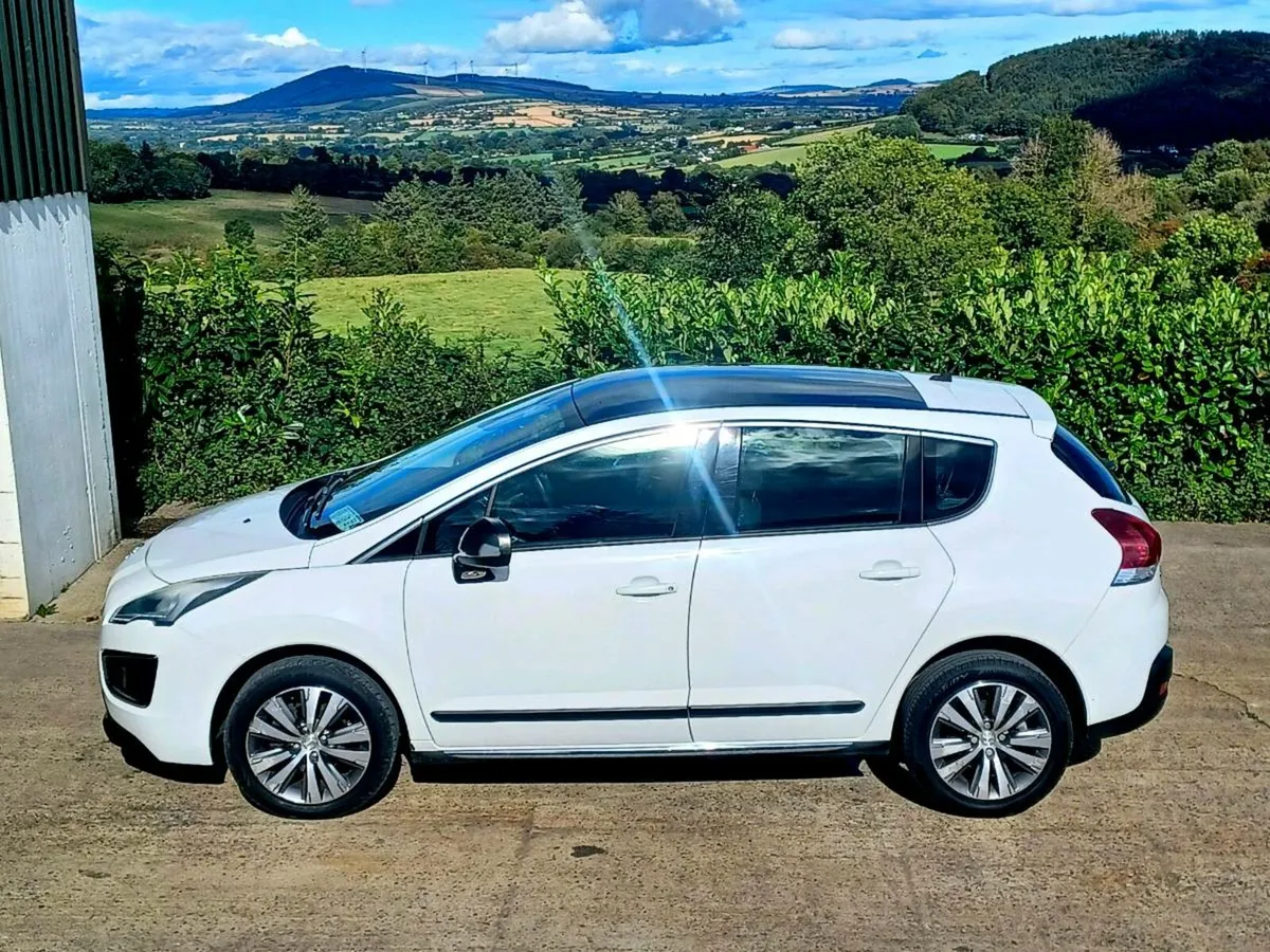 2016 PEUGEOT 3008 1.6EHDi ☆ TOP SPEC / PAN ROOF ☆ - Image 3