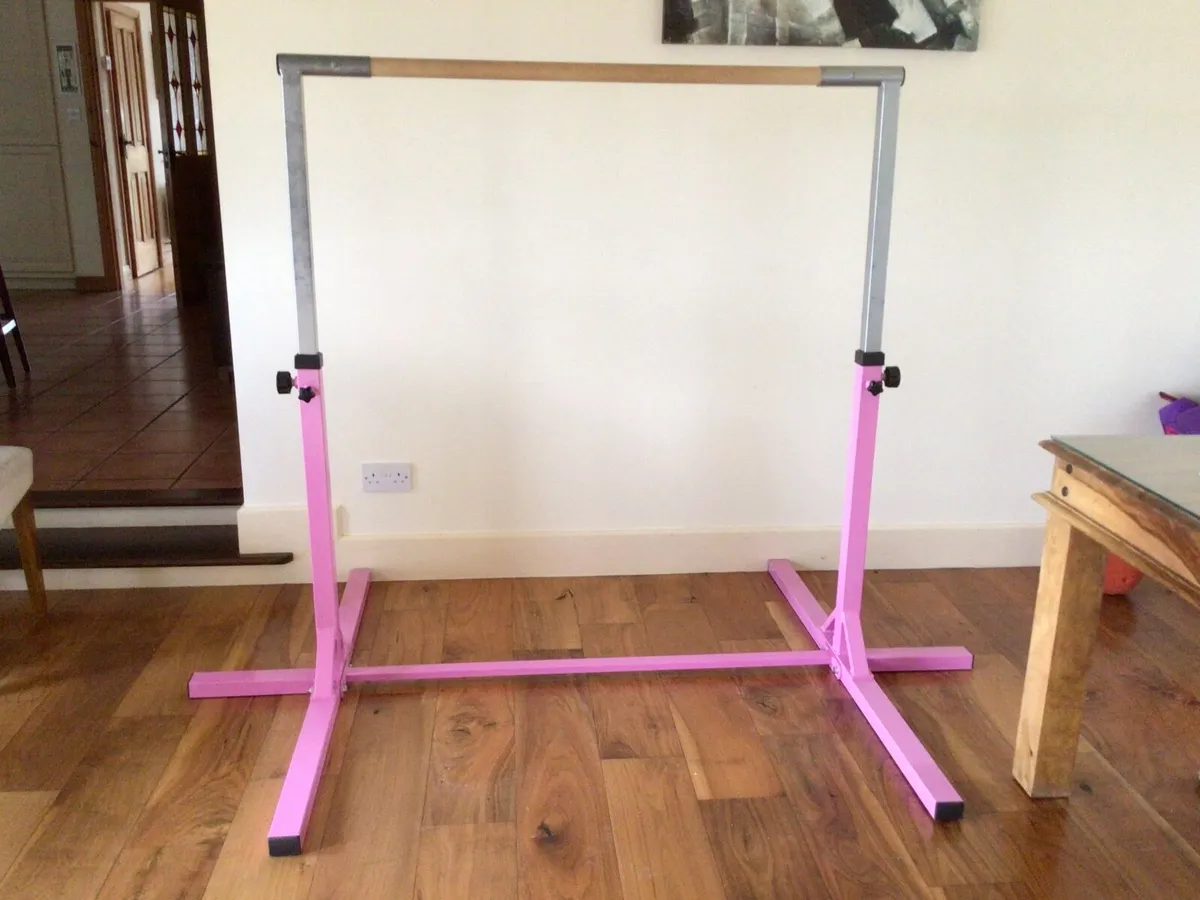 Gymnastics bar - Image 1