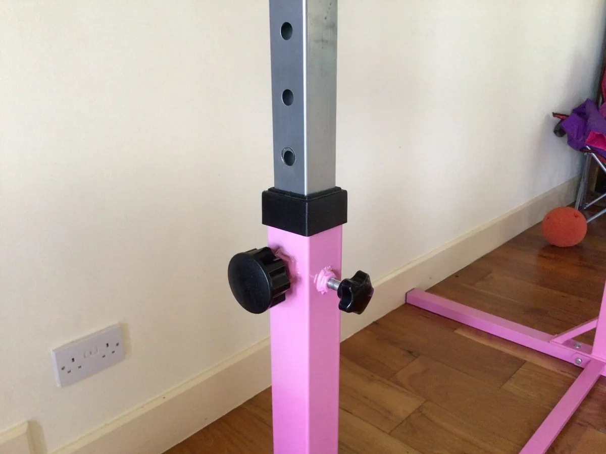 Gymnastics bar - Image 3