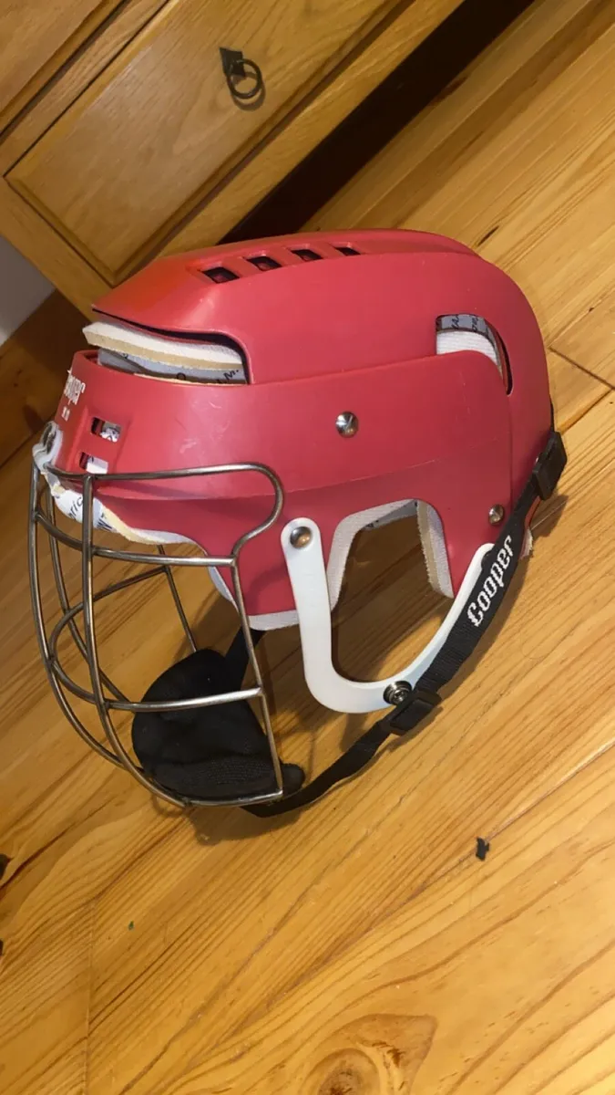 Cooper hurling helmet - Image 3