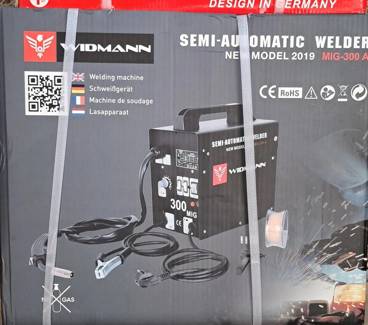 Mig welder gasless 300amp - Image 1