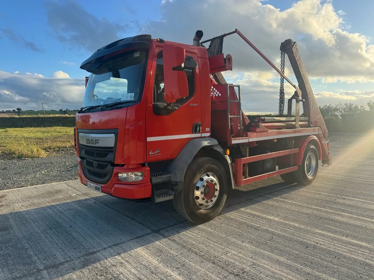 2015 DAF LF 220 Skip Truck - **Finance Available** - Image 1