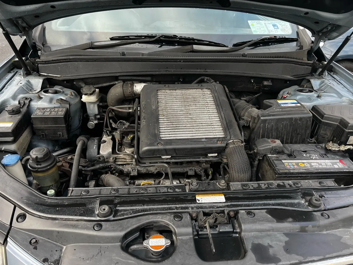 2010 Hyundai Santa Fe 7 Seater - Image 3