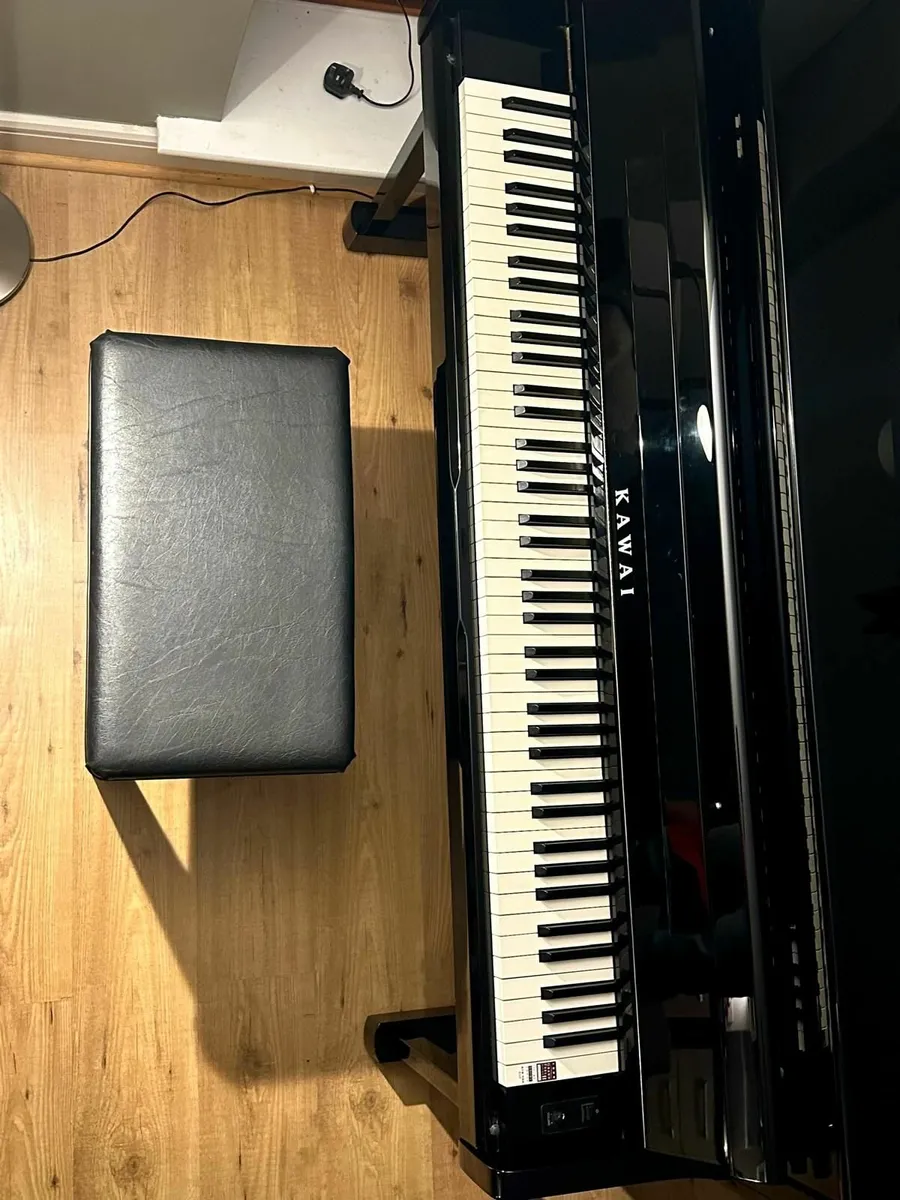 Kawai CS11 digital piano - Image 2
