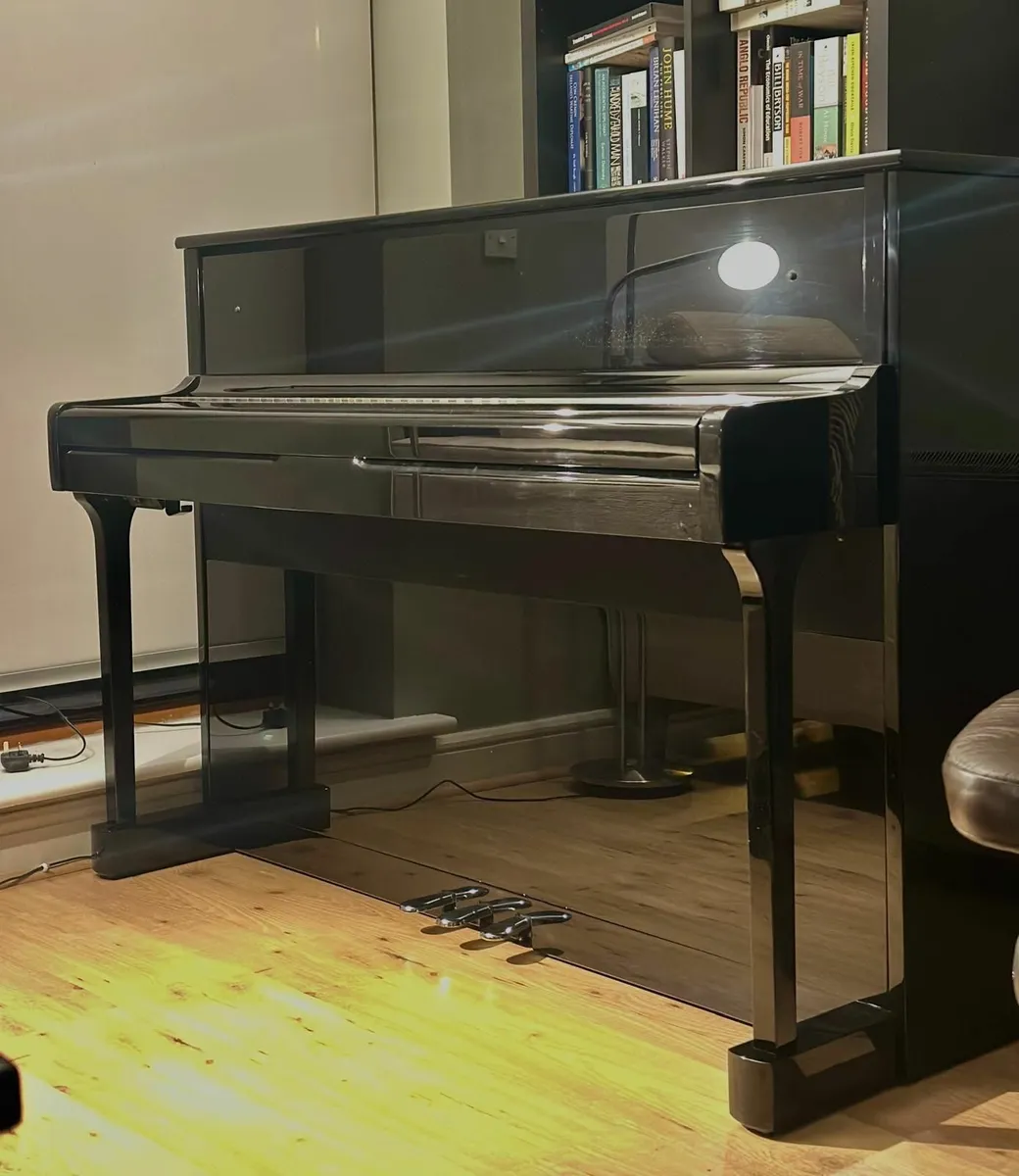 Kawai CS11 digital piano - Image 3