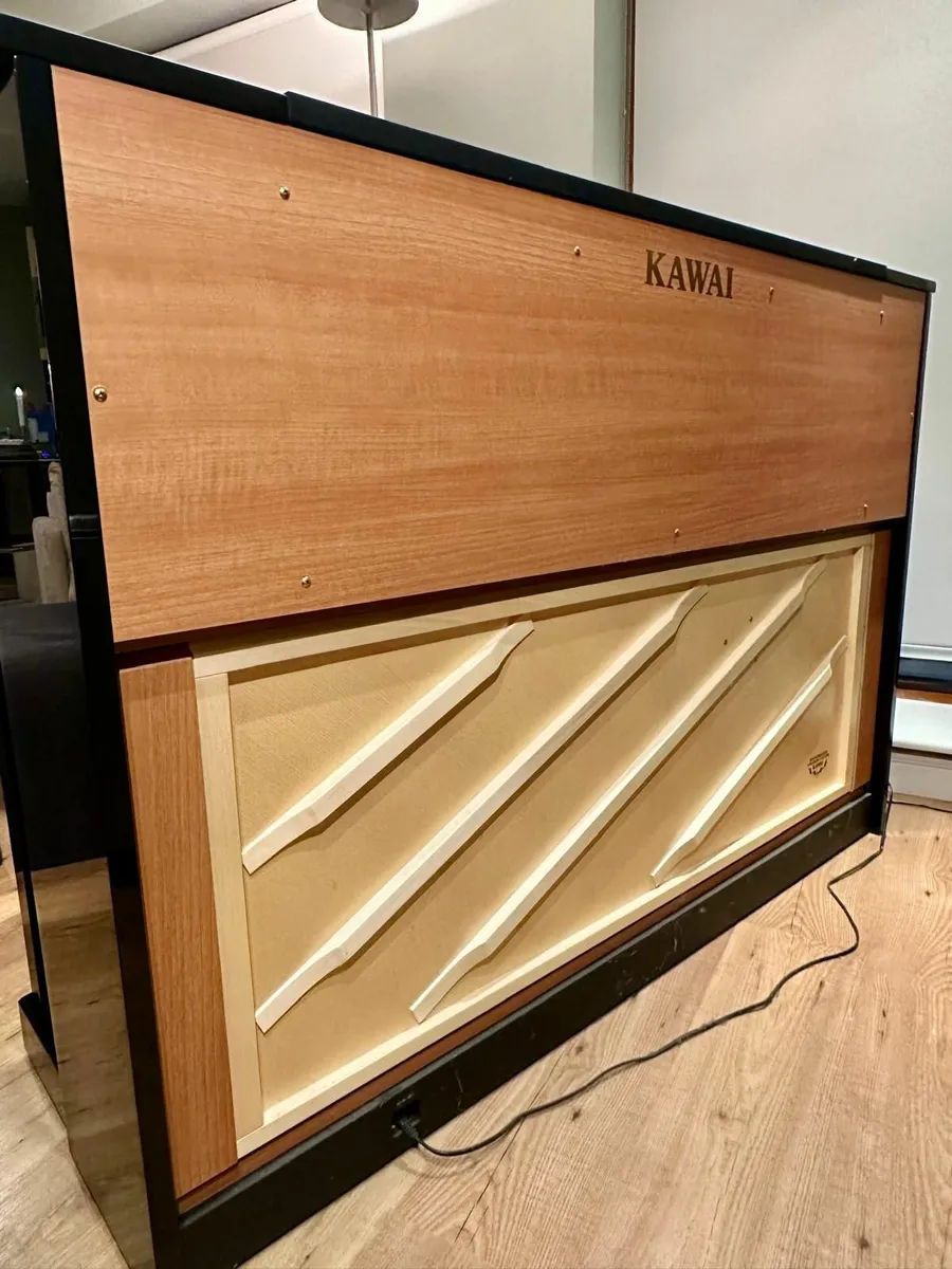 Kawai CS11 digital piano - Image 4