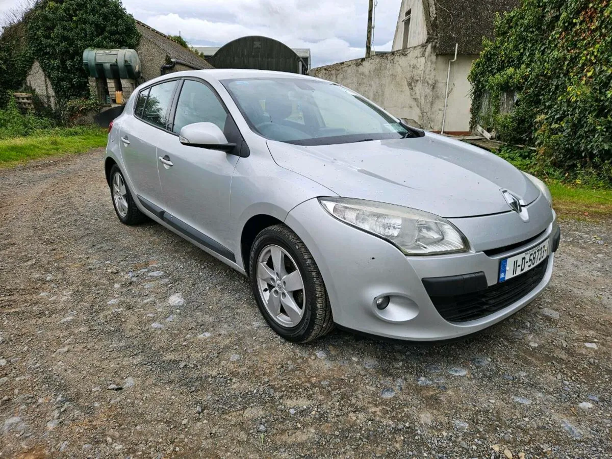 Renault Megane TomTom 1.5 dci 110bhp - Image 2