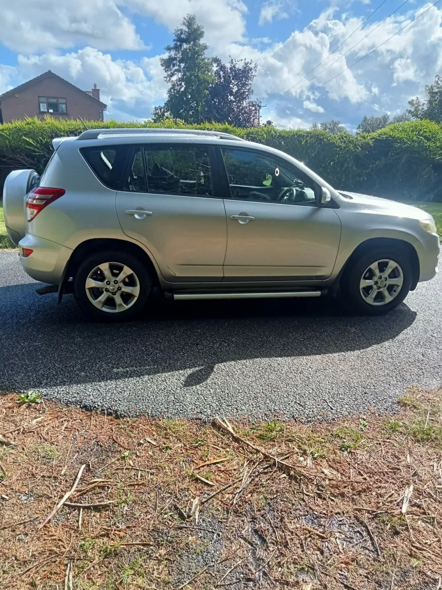 Toyota Rav4 - Image 2