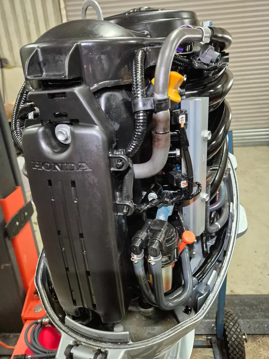 Honda outbord  bf50 - Image 4