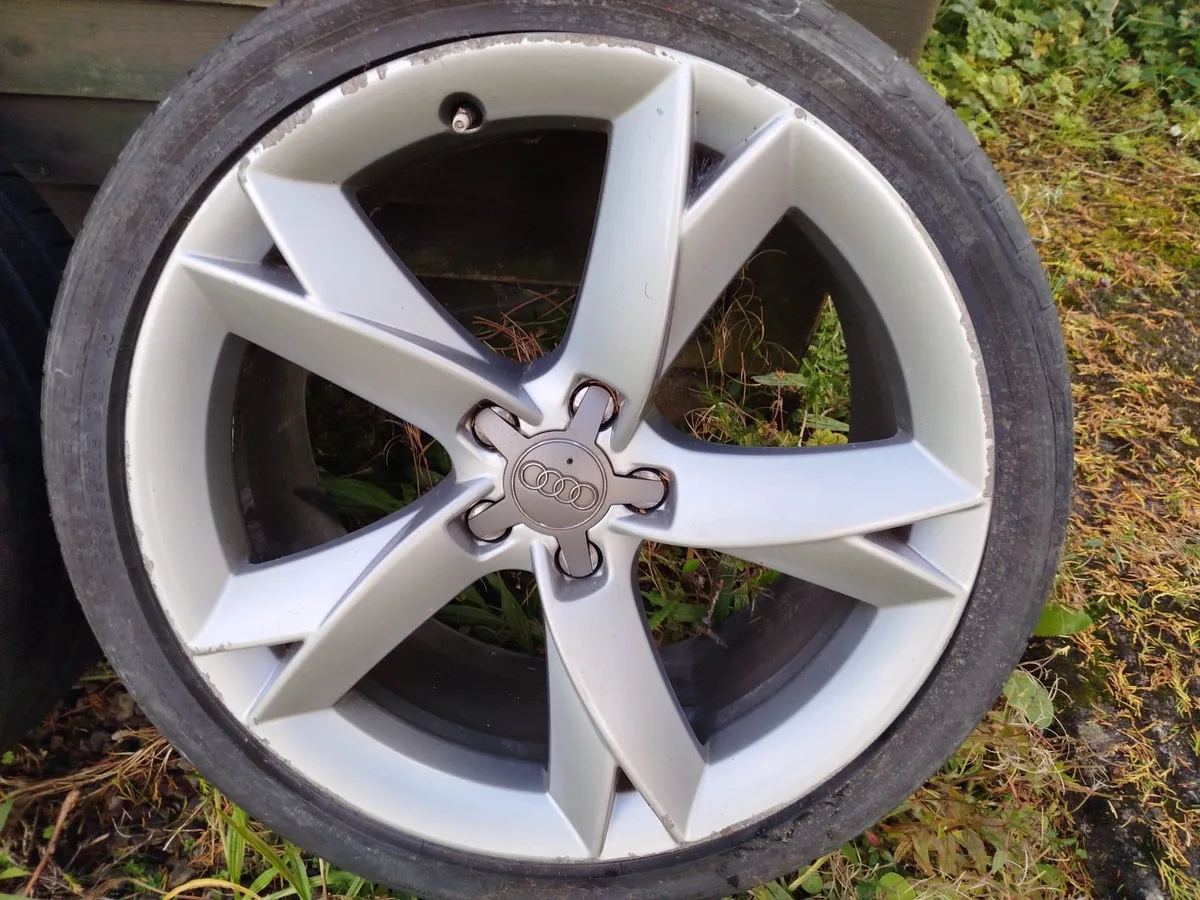 AUDI 19" S Line Alloy Wheels - Image 4