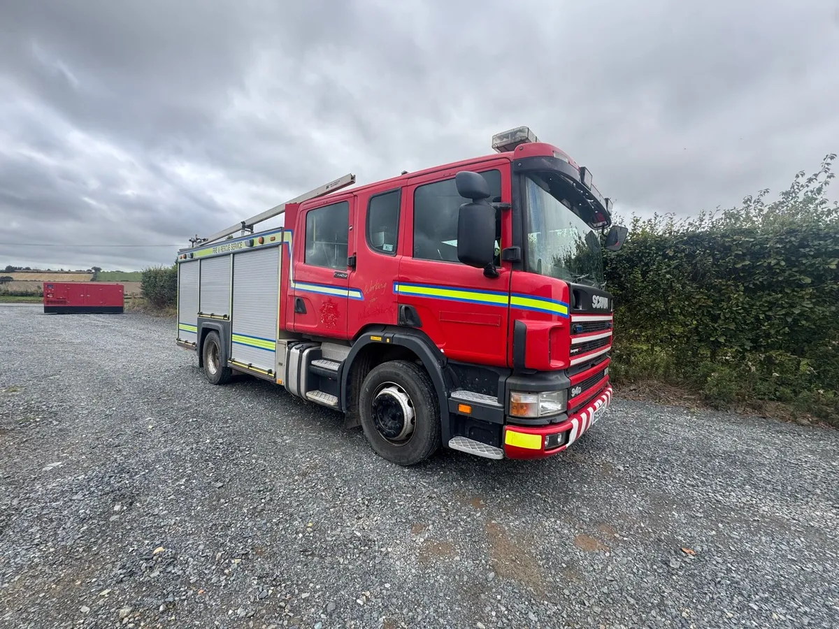 2005 Scania 260HP Fire Truck - Excellent Condition - Image 3