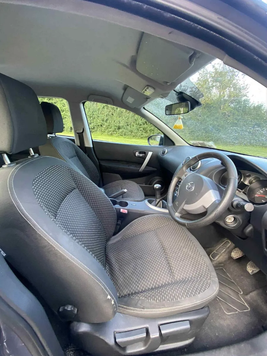 Nissan Qashqai 2009 - Image 2