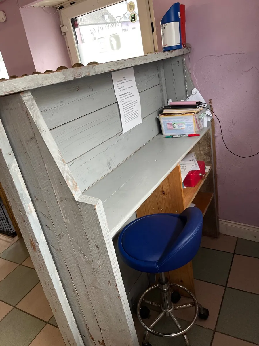 Rustic look Front desk - Image 1