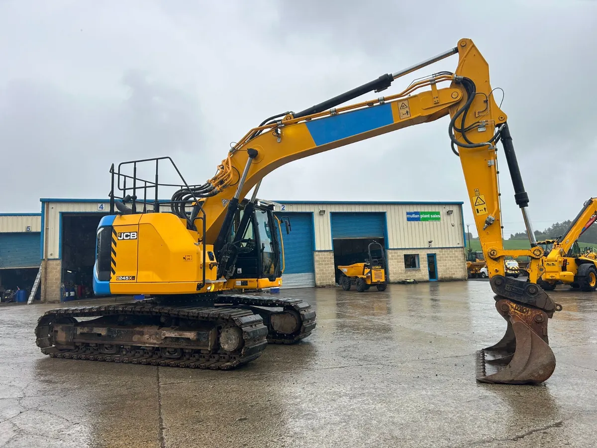 2021 JCB 245 XRL Only 3411 - MULLANS - Image 1