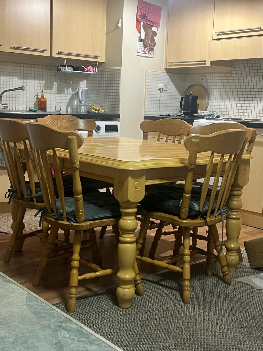 SOLID WOOD DINNER TABLE& 6 CHAIRS - Image 1