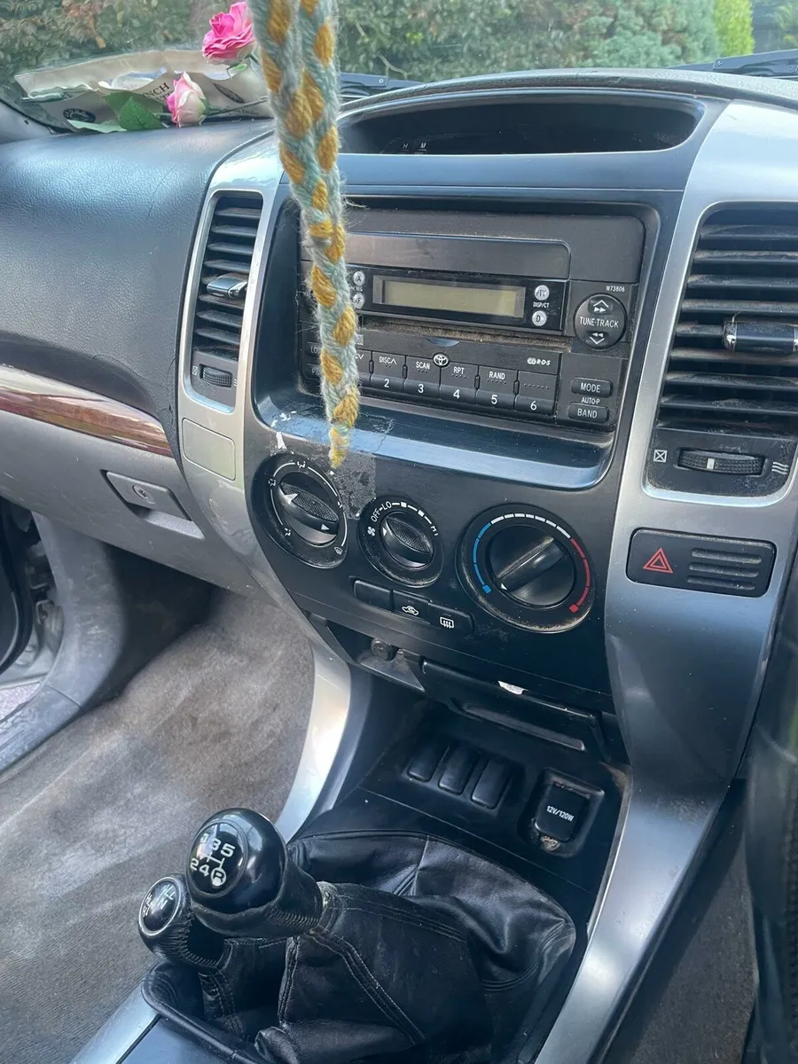Toyota Landcruiser - Image 4