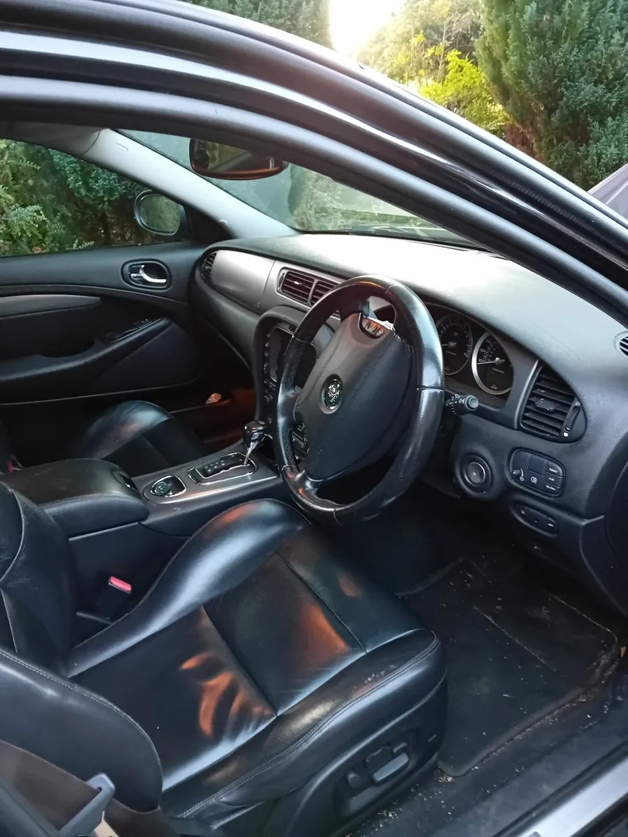 Jaguar S-Type 2004 - Image 1
