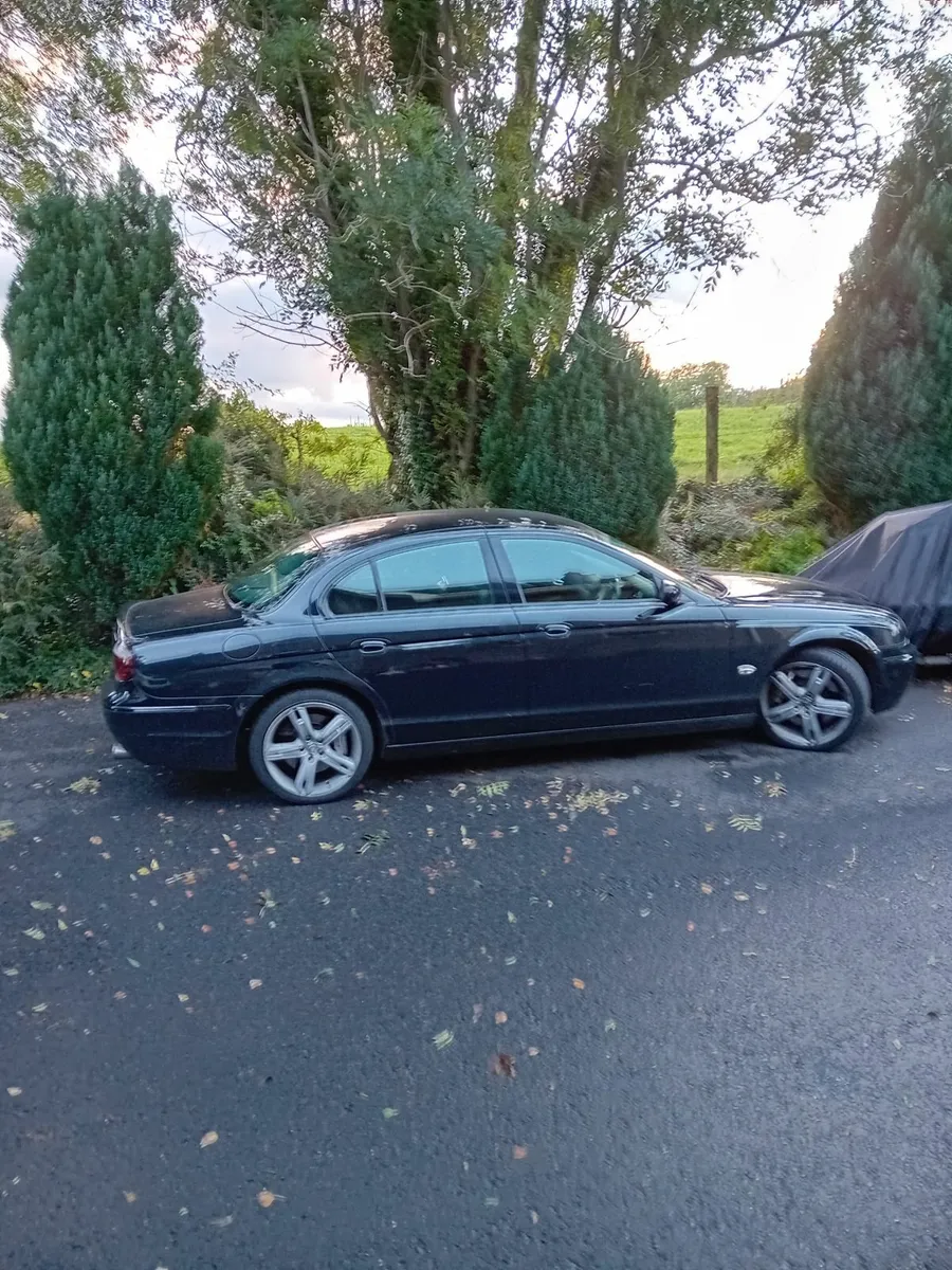 Jaguar S-Type 2004 - Image 2