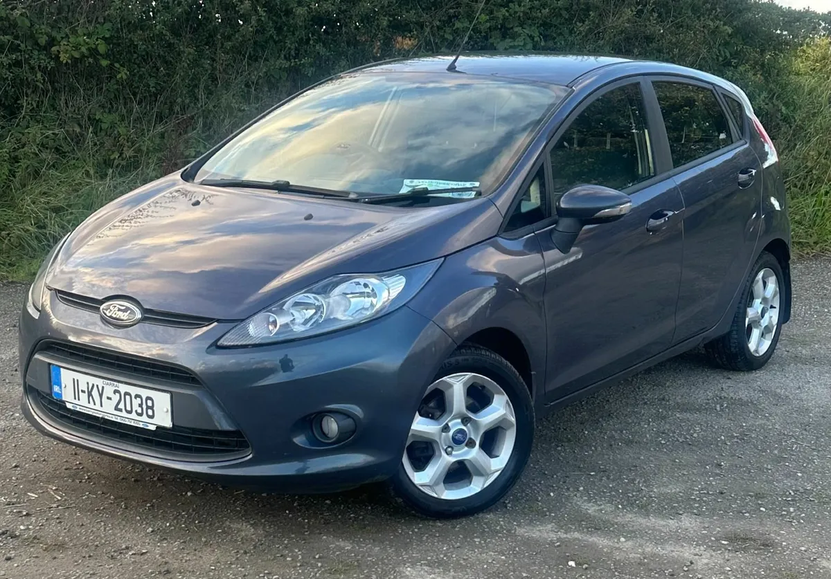Ford Fiesta 1.2 Petrol **Low mileage** - Image 3
