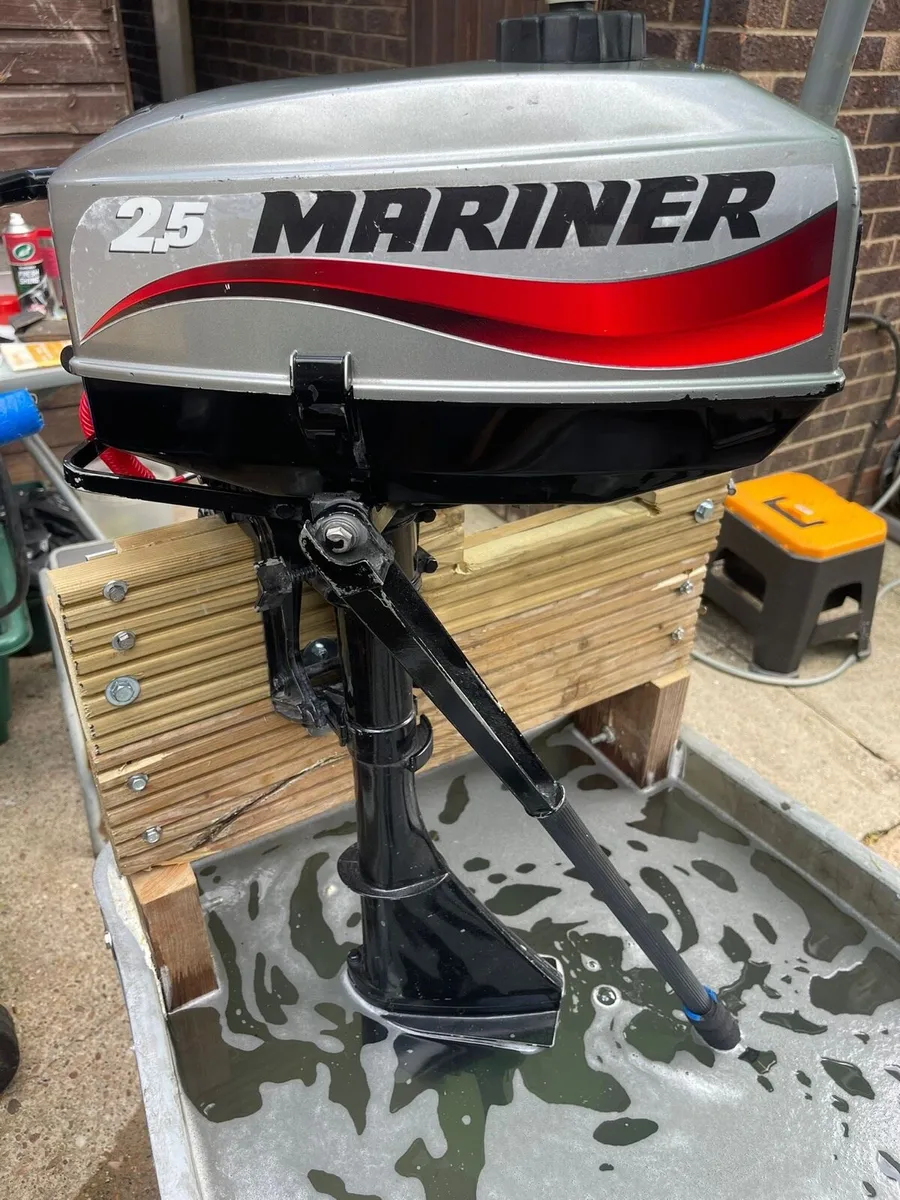 Mariner 2.5hp boat engine - Image 2