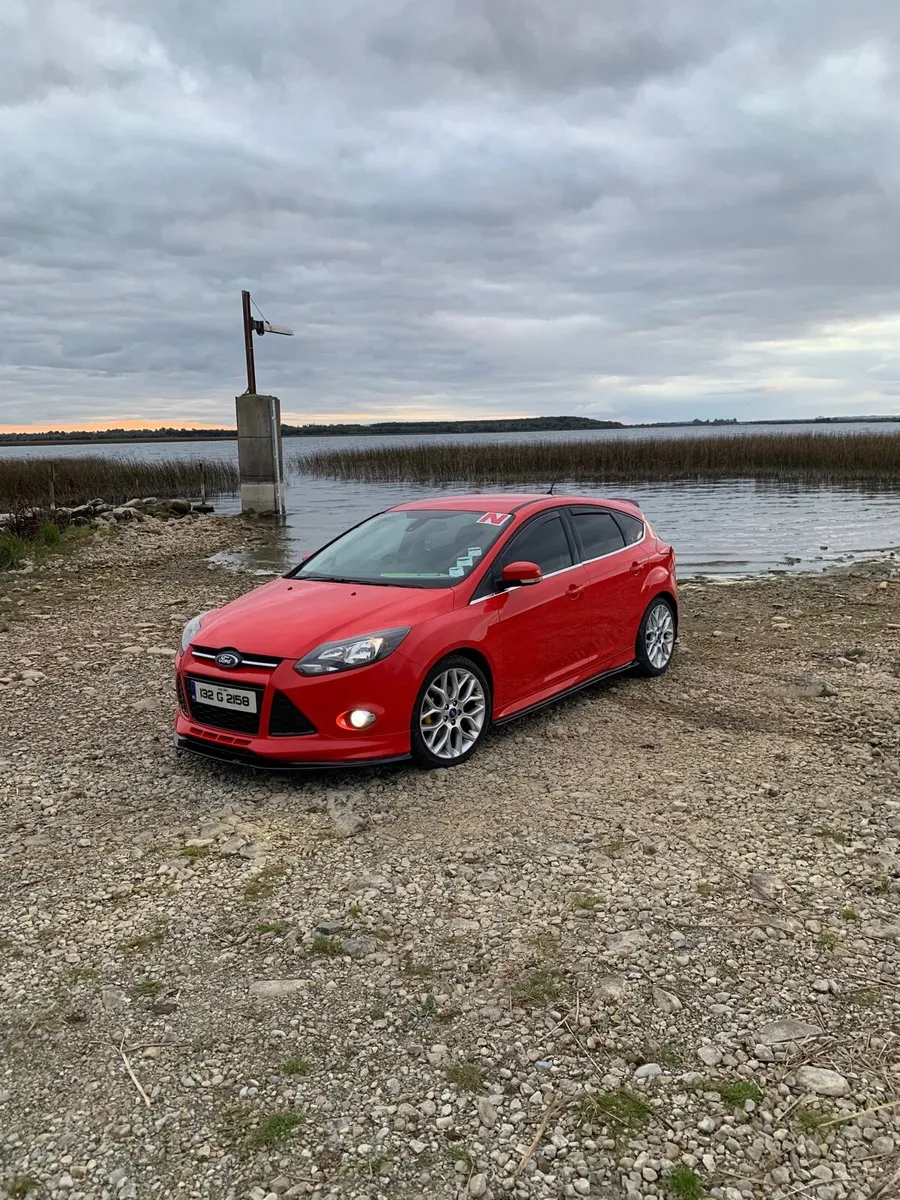 132 Ford Focus zetec s mk3.5 low kms - Image 1