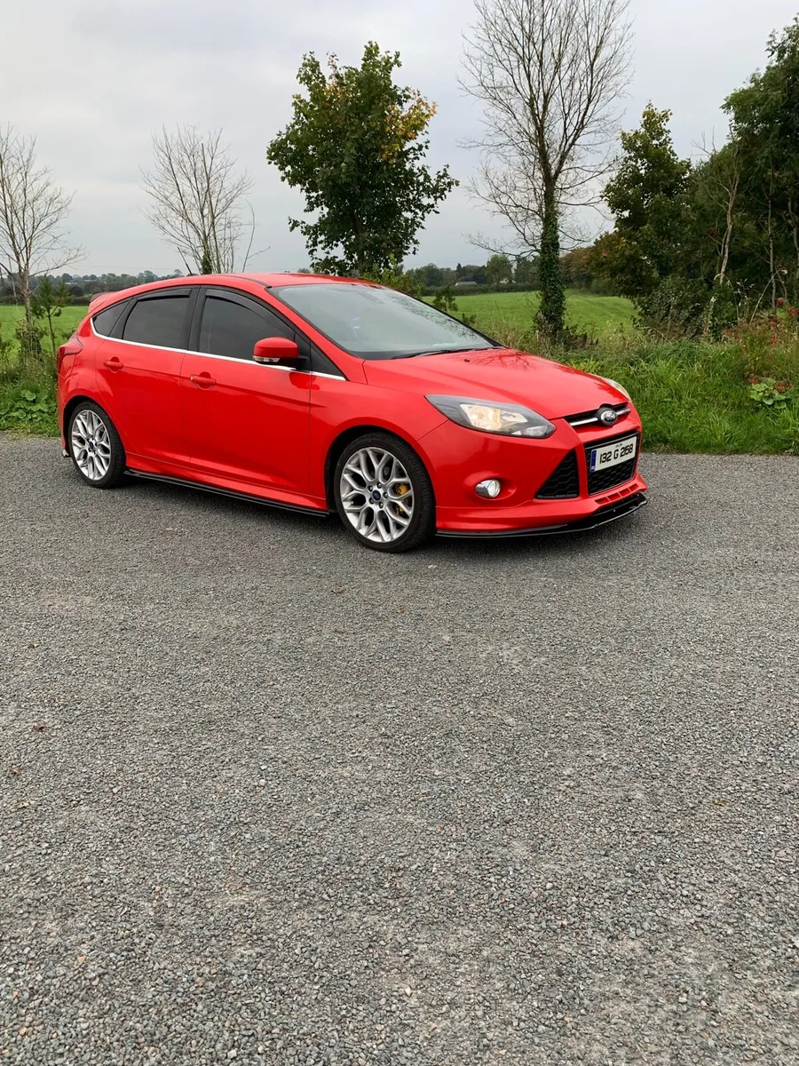 132 Ford Focus zetec s mk3.5 low kms - Image 2