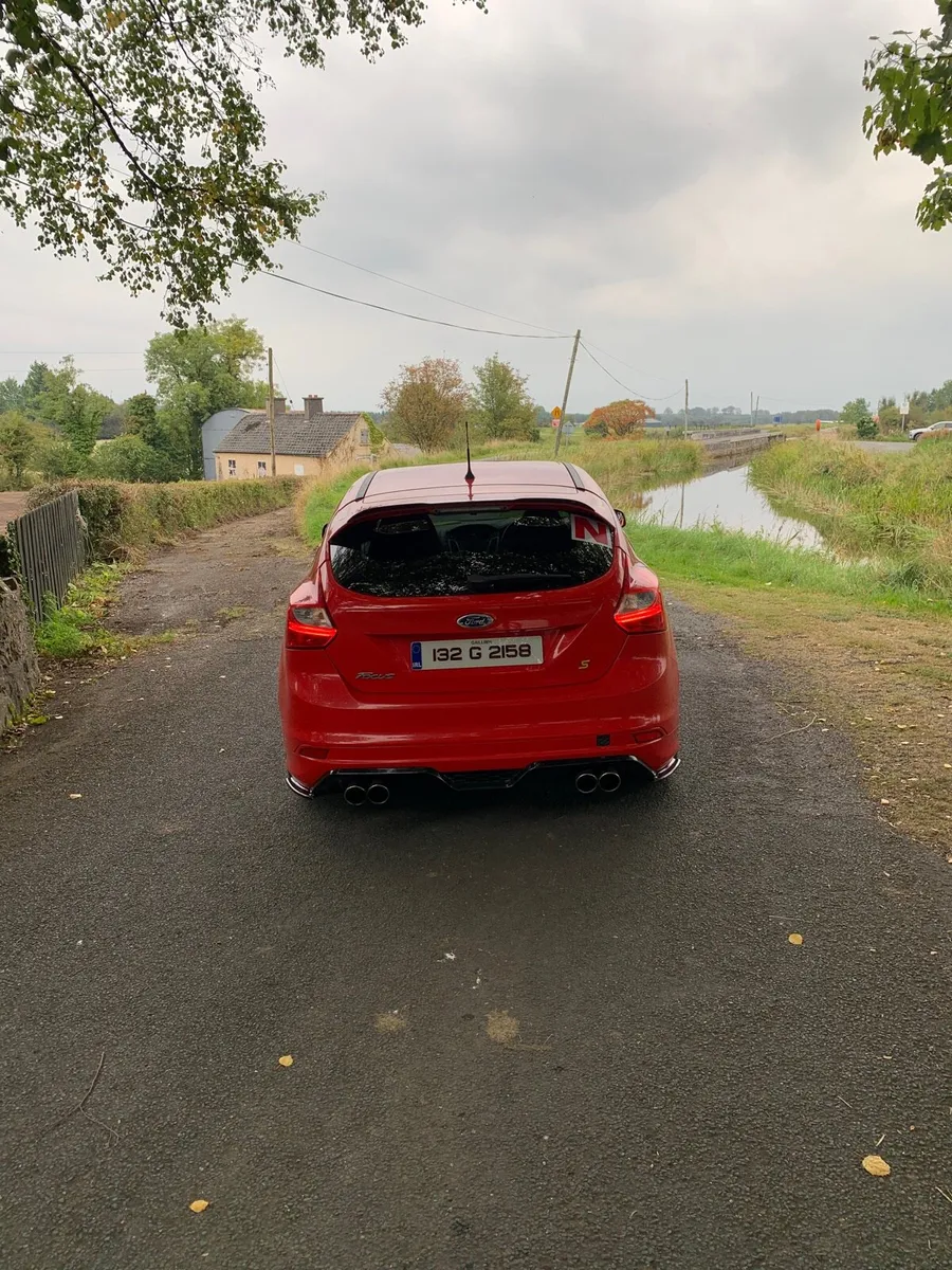 132 Ford Focus zetec s mk3.5 low kms - Image 3