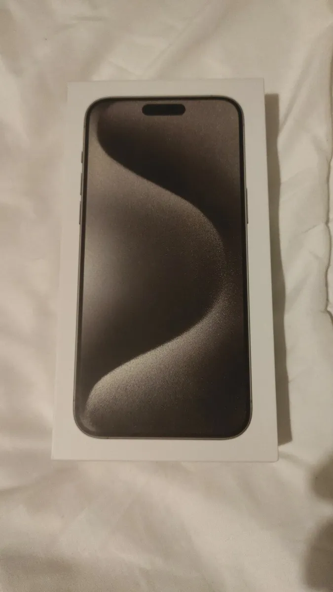 iPhone 15 pro max 1TB - Image 3
