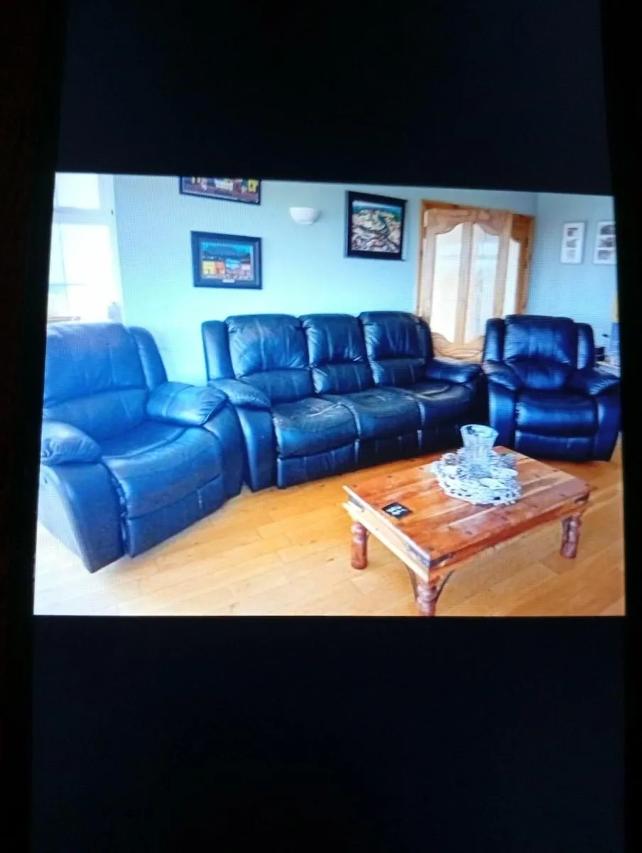 3 seater black leather recliner suite - Image 3