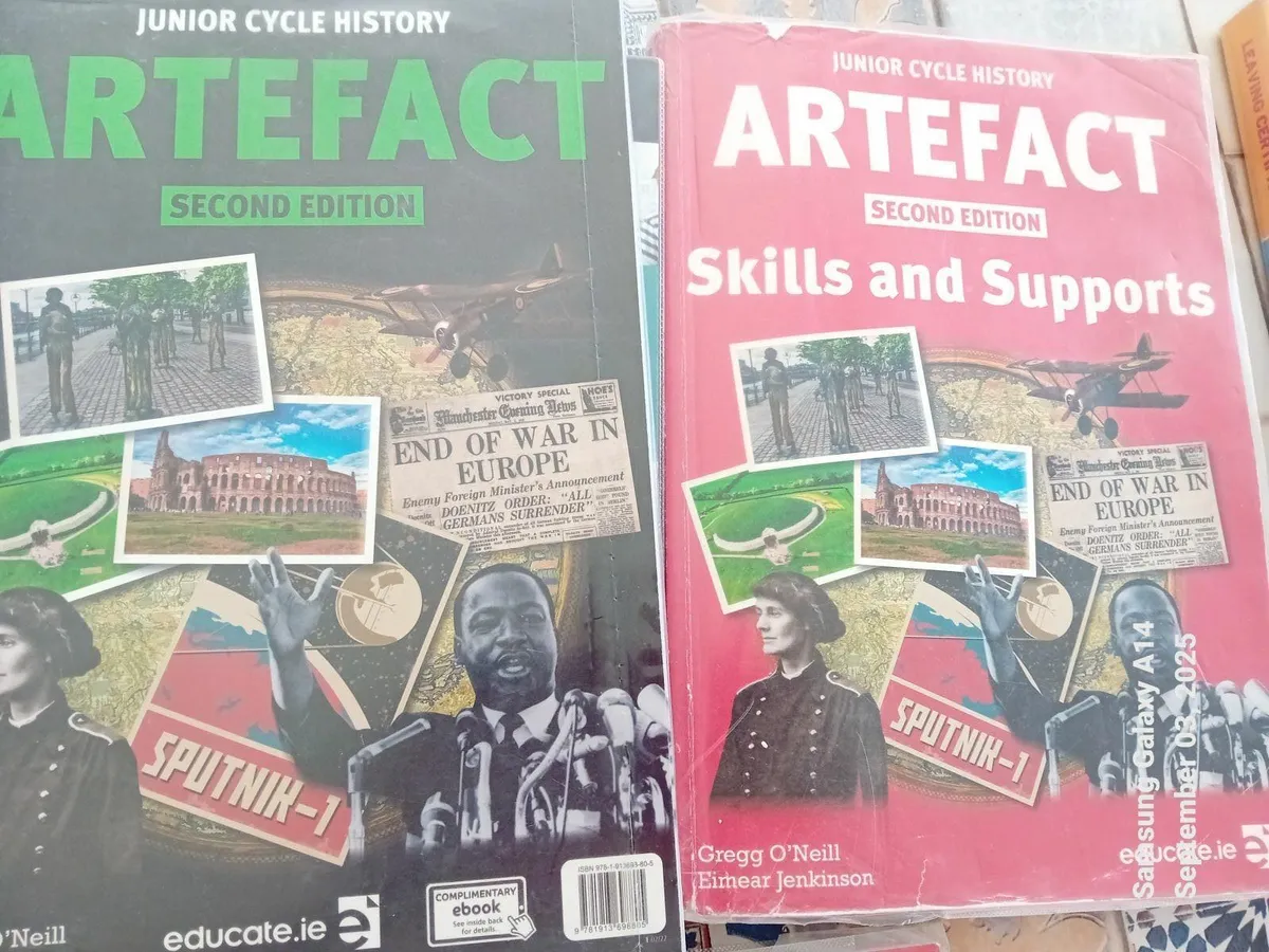 School books - Image 2