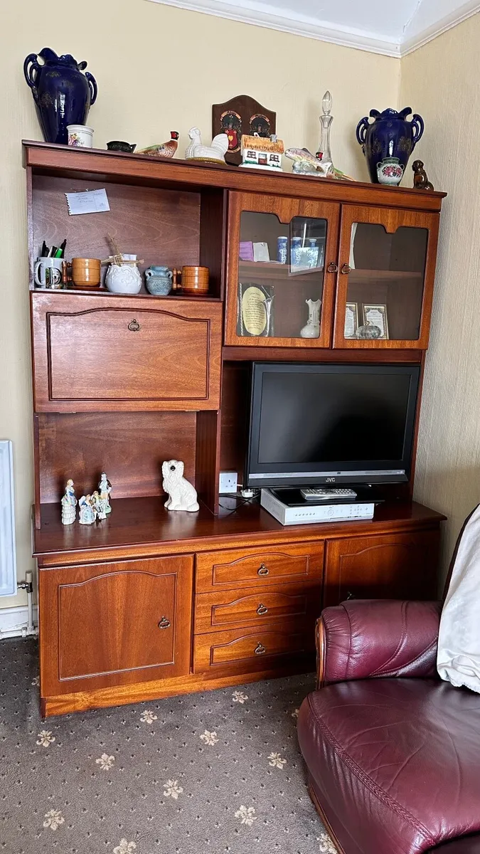 Mahogany display/bar/TV cabinet & other items - Image 1