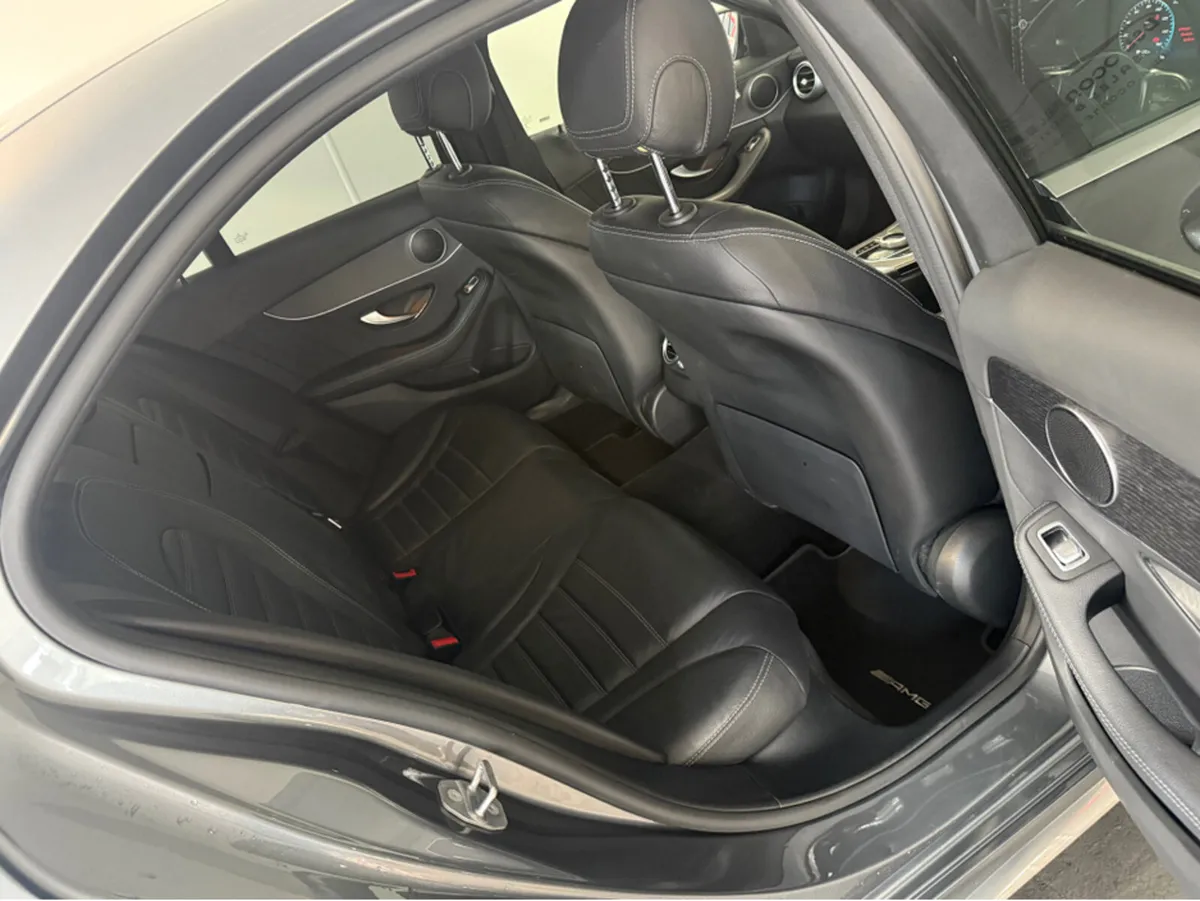 Mercedes-Benz C-Class 300 AMG LINE EDITION DE - Image 4