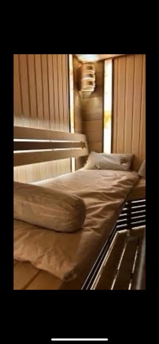 Mattresses and pillows for the sauna