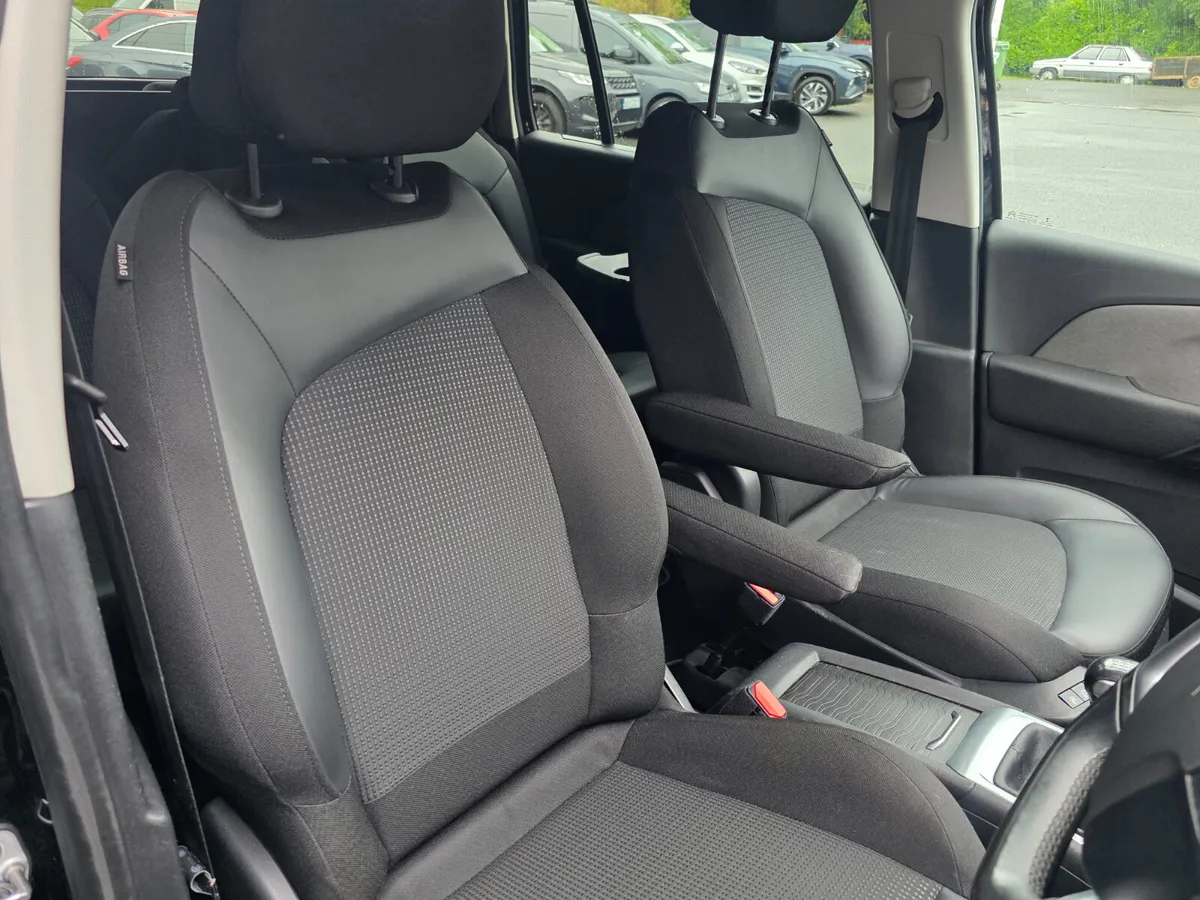 2022 Citroen Grand C4 Spacetourer 1.5 HDI FLAIR - Image 4