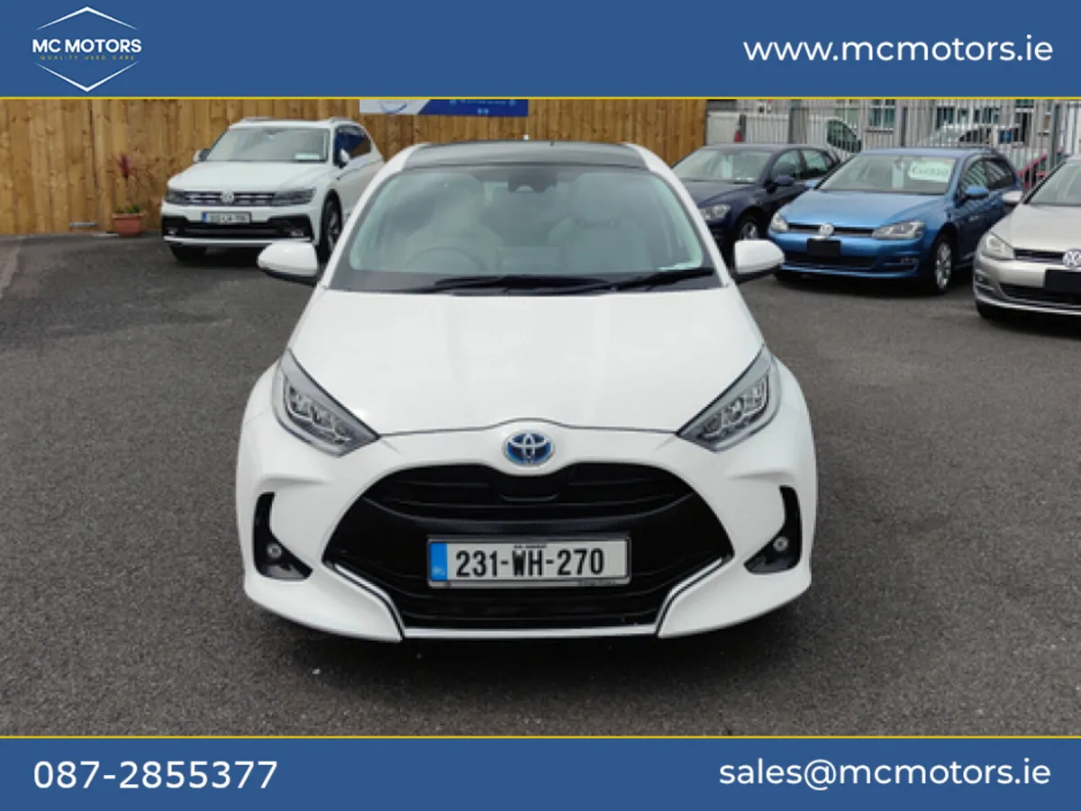 Toyota Yaris 1.5 PLATINUM 4DR AUTO - Image 4
