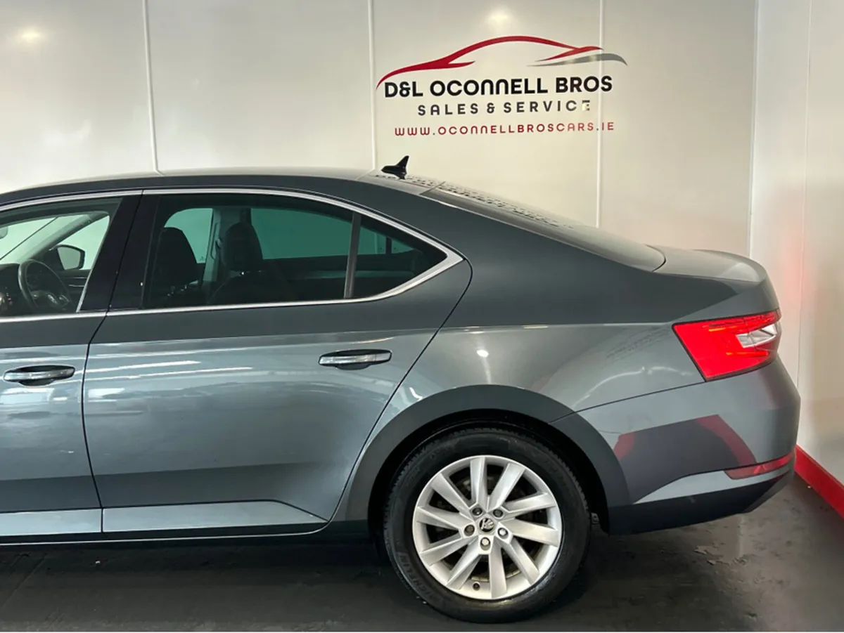 Skoda Superb SE TECHNOLOGY TDI - Image 3