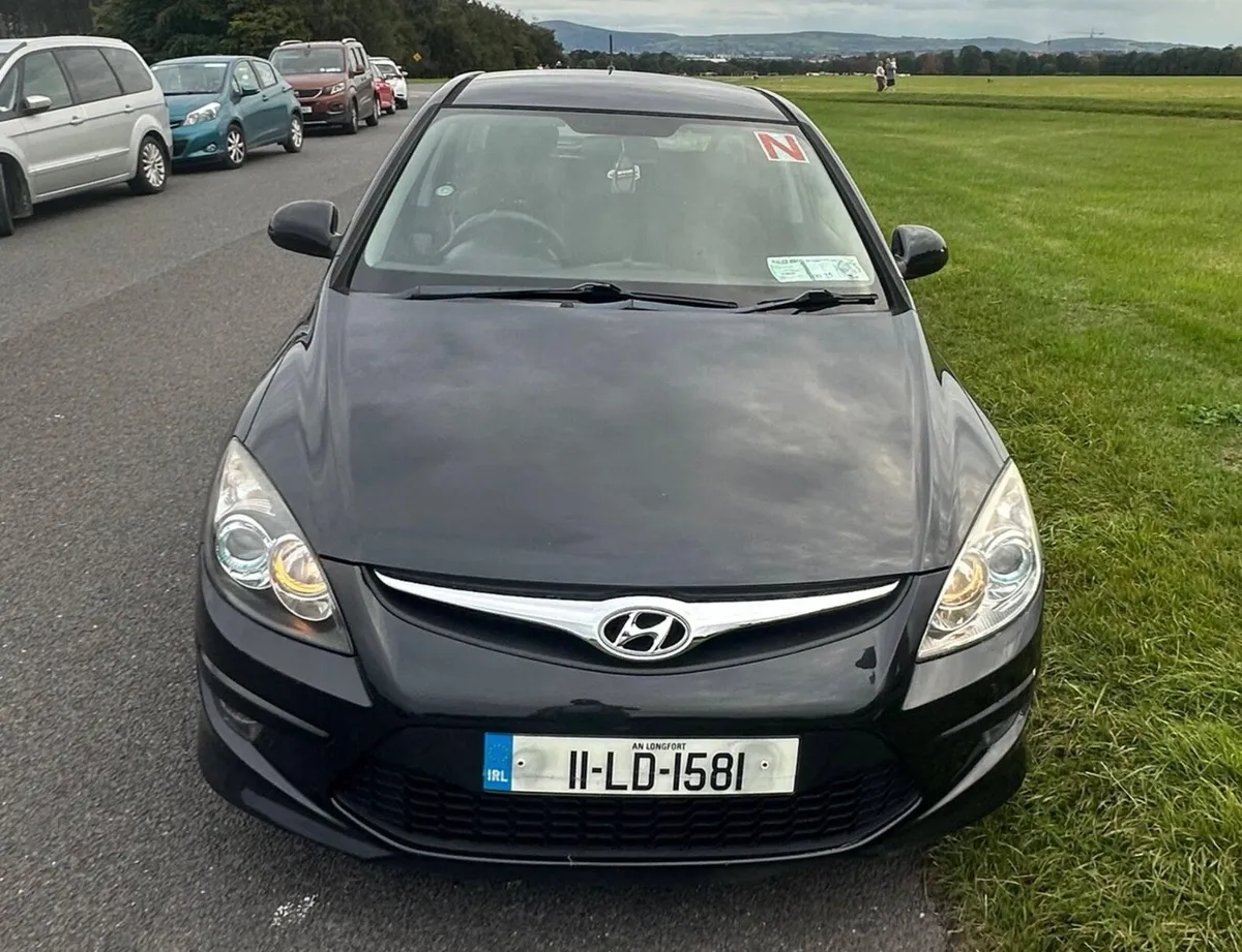 Hyundai i30 2011 - Image 1