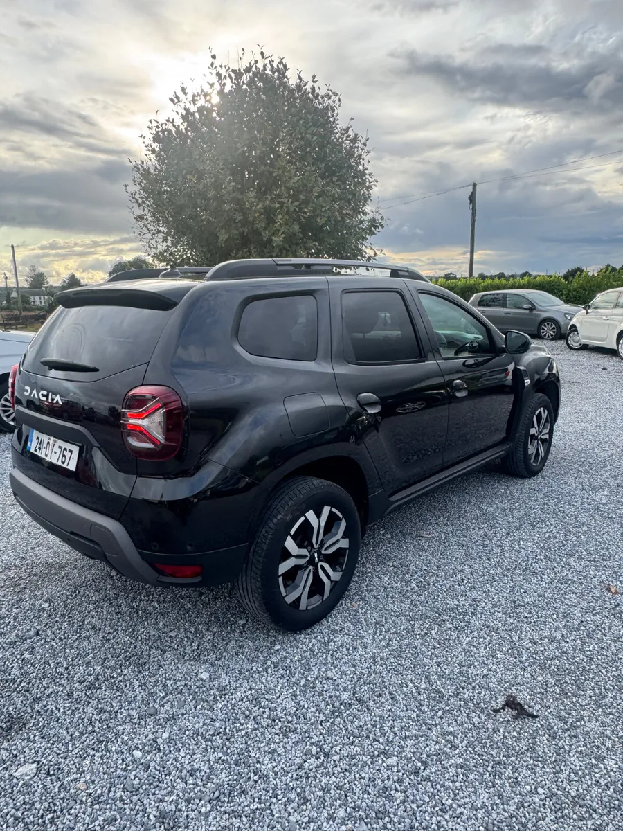 Dacia Duster 2024 diesel - Image 2
