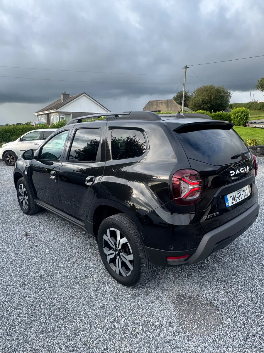 Dacia Duster 2024 diesel - Image 4