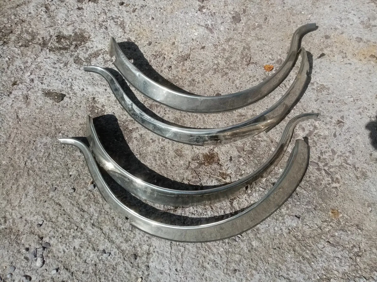 Mini parts - Image 1