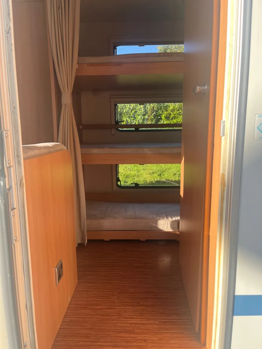 Spotless 6 berth 09 Adria - Image 2