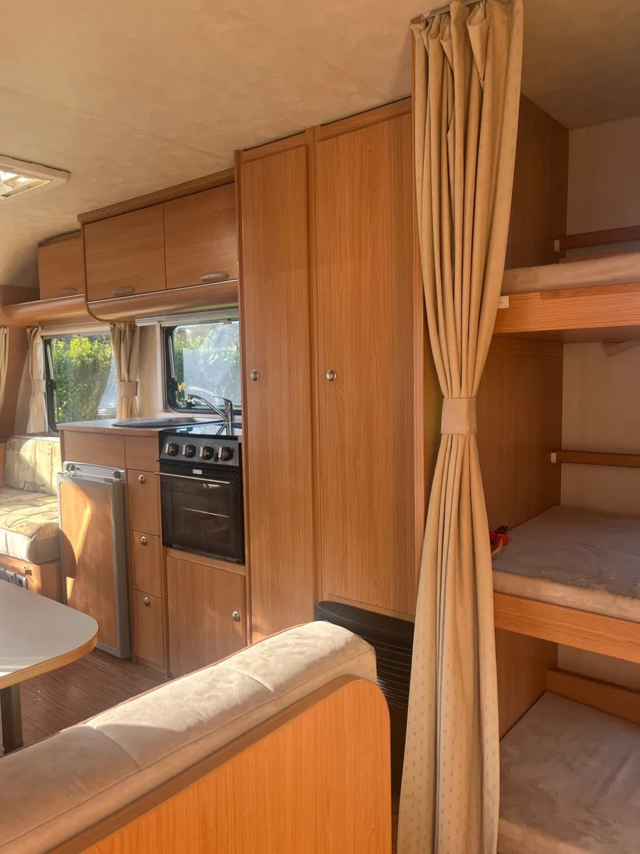Spotless 6 berth 09 Adria - Image 3