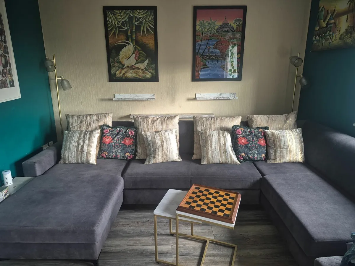 Couch/bed - Image 2