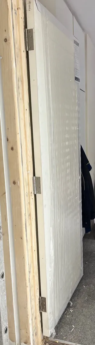 Deante Door 2’6”x6’6” - Image 1