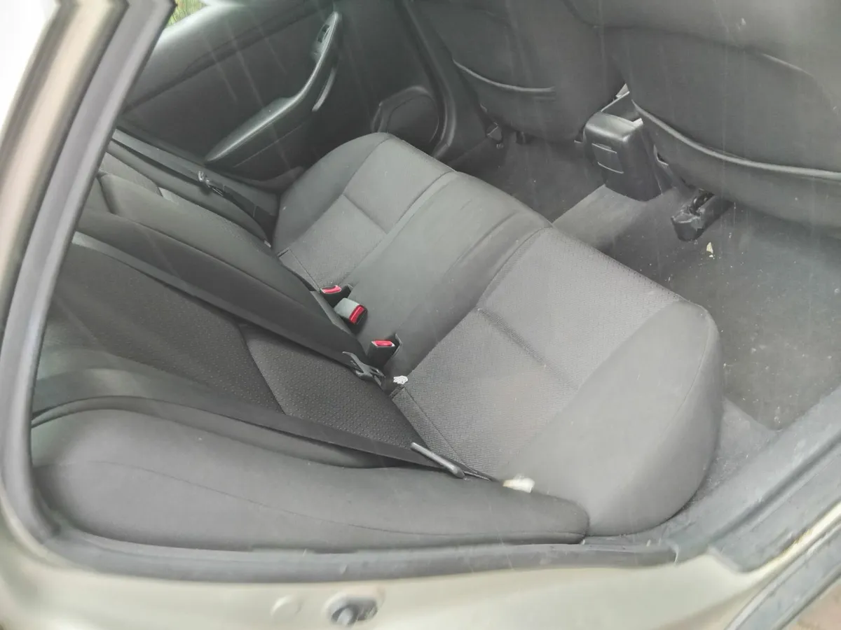 Toyota Avensis 2006 - Image 3