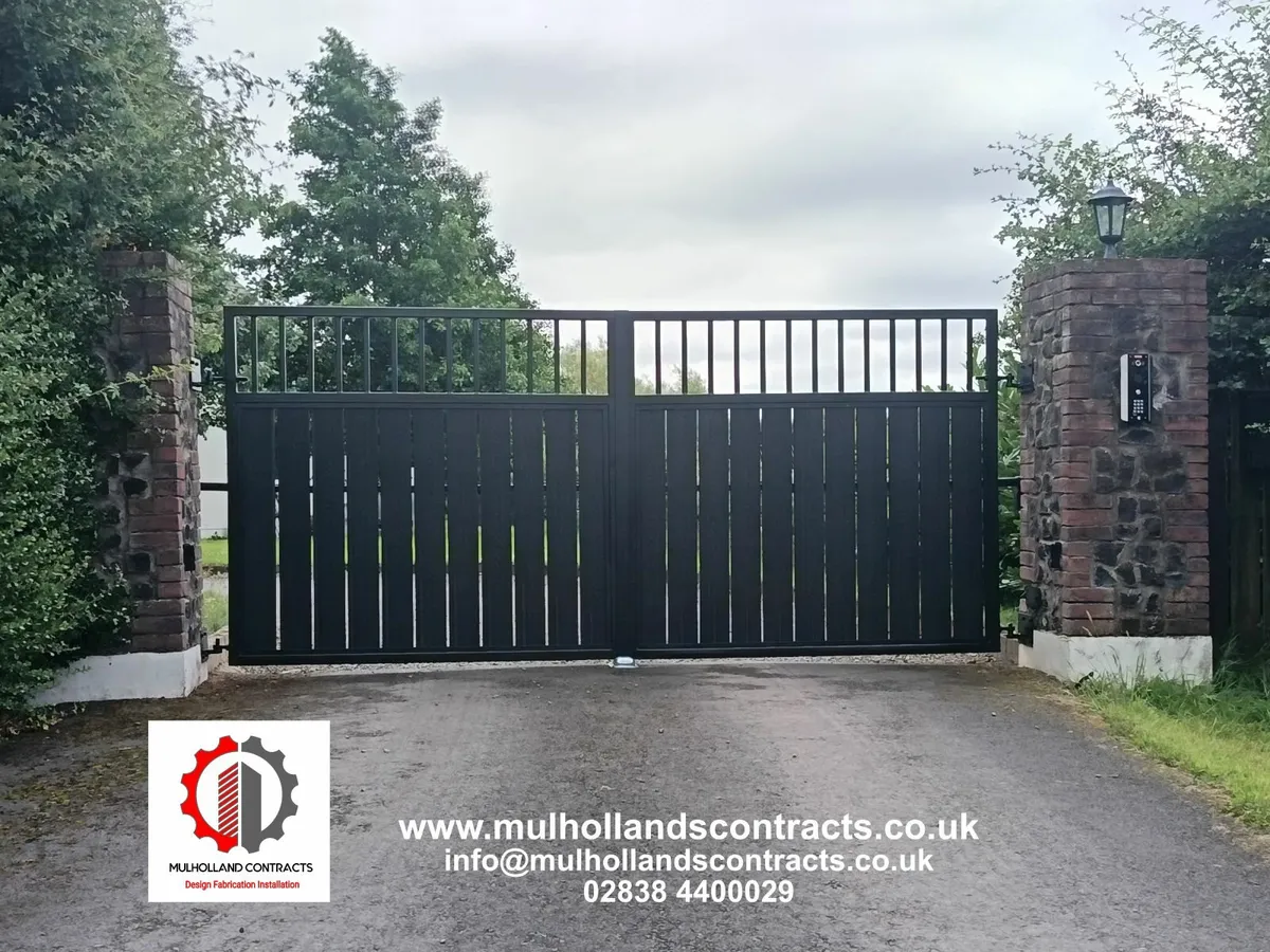 Gates - Image 1