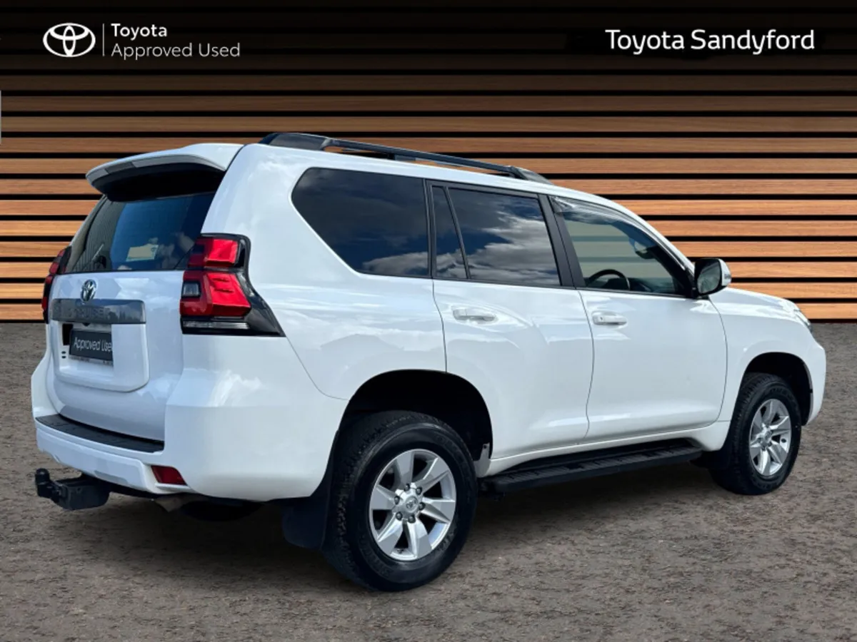 Toyota Land Cruiser LWB COMMERCIAL MANUAL // AIR C - Image 2