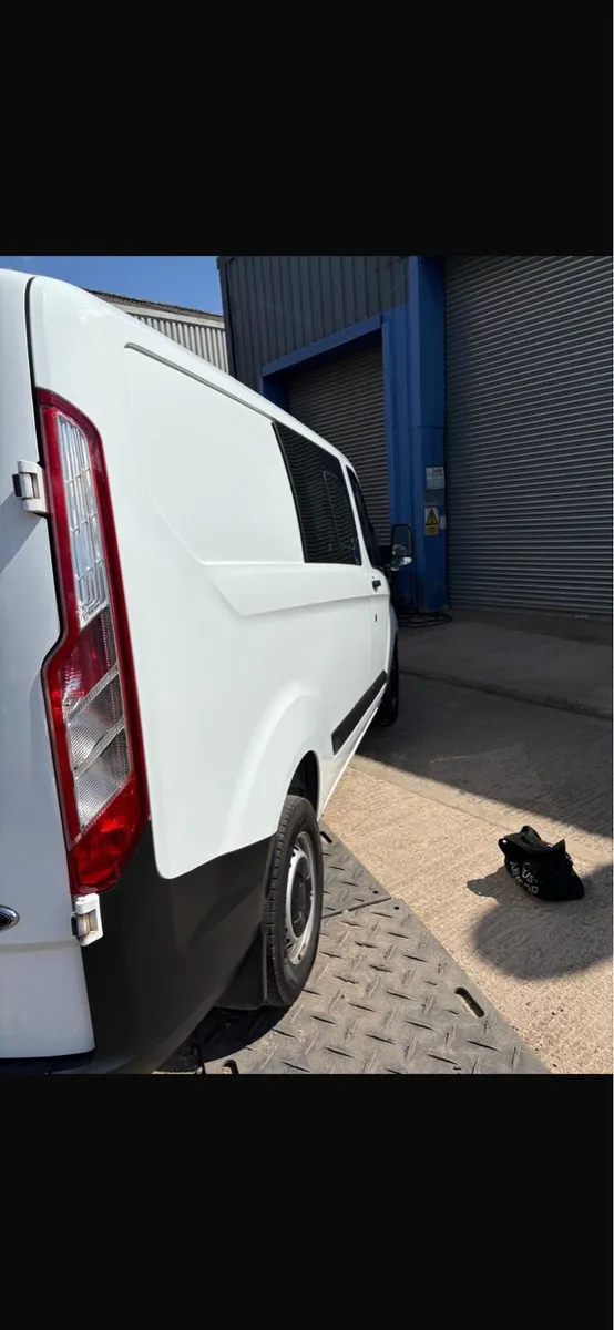 Ford transit crew cab - Image 3