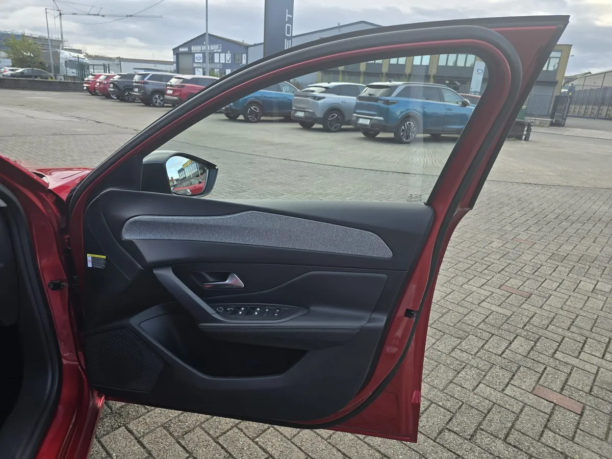 2022 Peugeot 308 Active 1.2 automatic - Image 4