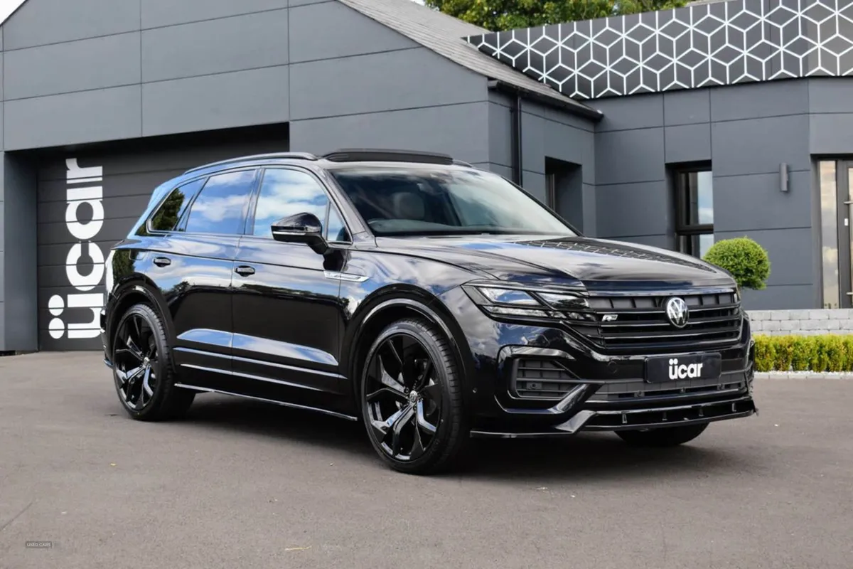 Volkswagen Touareg 3.0 Touareg V6 Black Edition T - Image 1
